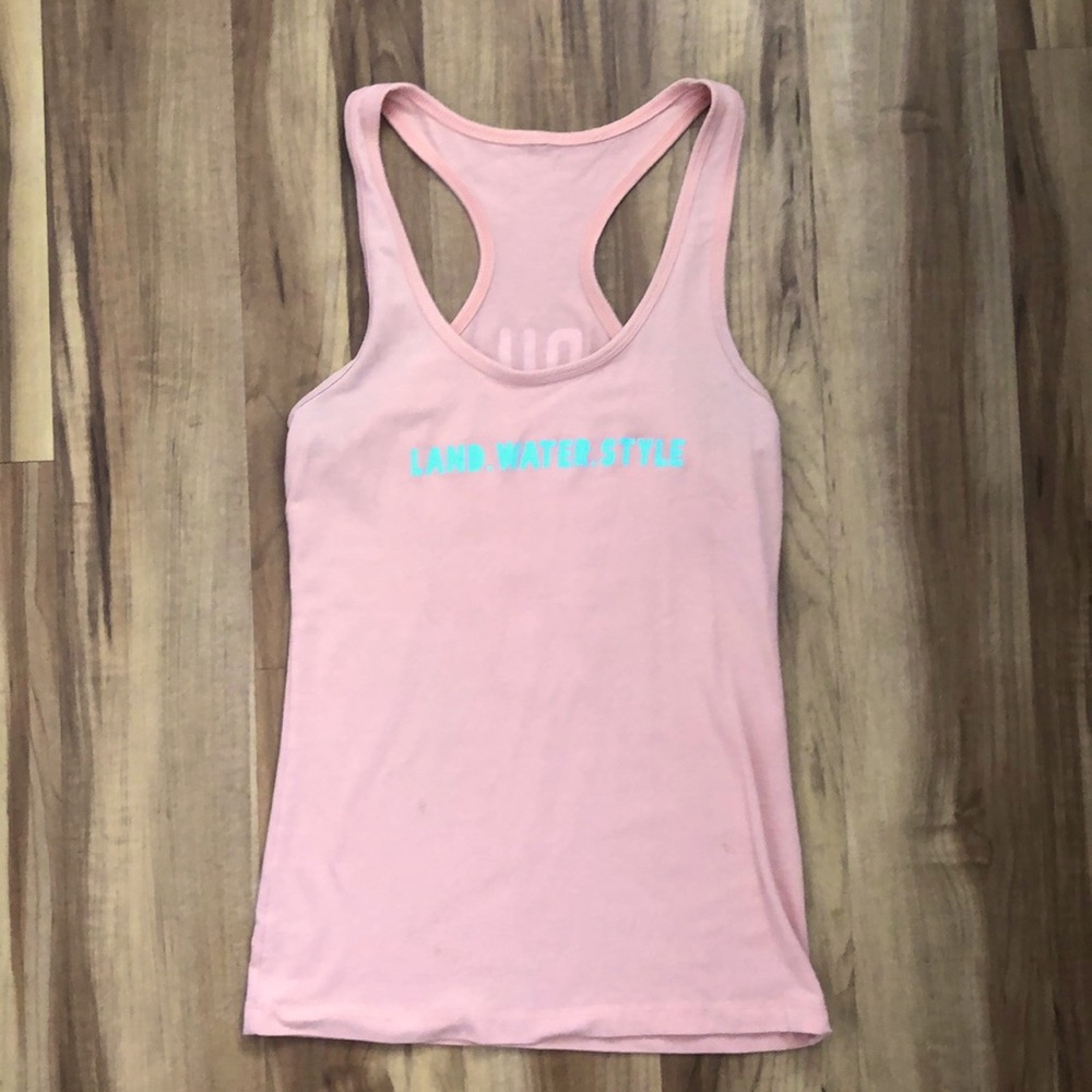 T-back fitted tank